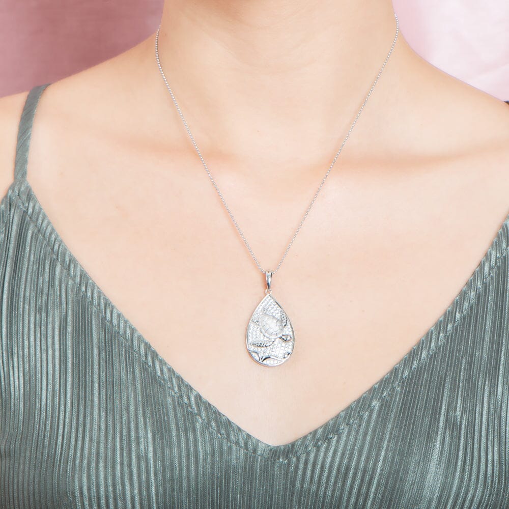 Pavé Honu Teardrop Pendant Pendant Island by Koa Nani
