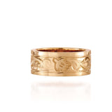 The picture shows a 14K yellow gold sea turtle (8 mm) ring.