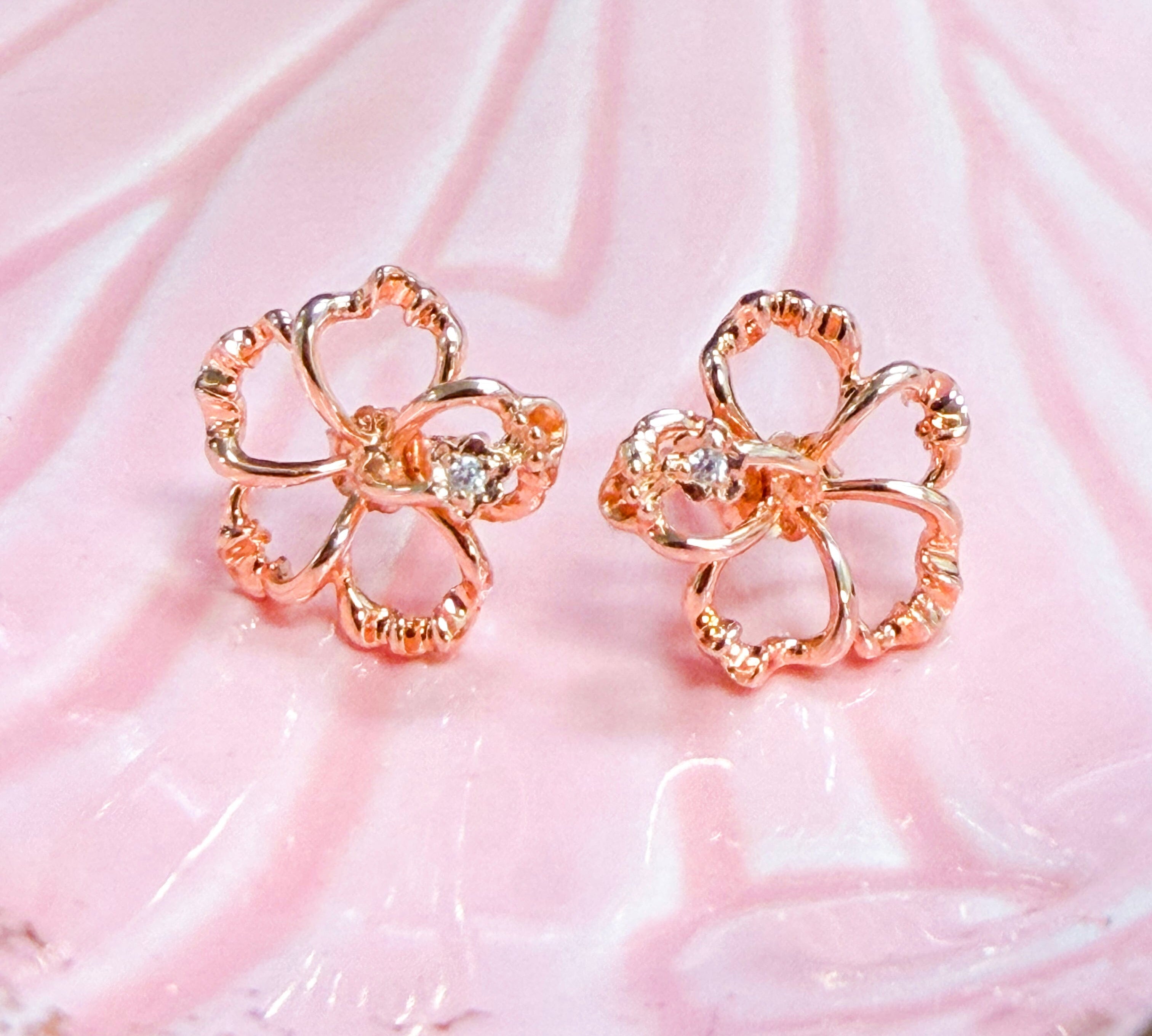 Hibiscus Cutout Earrings Earrings Island by Koa Nani 