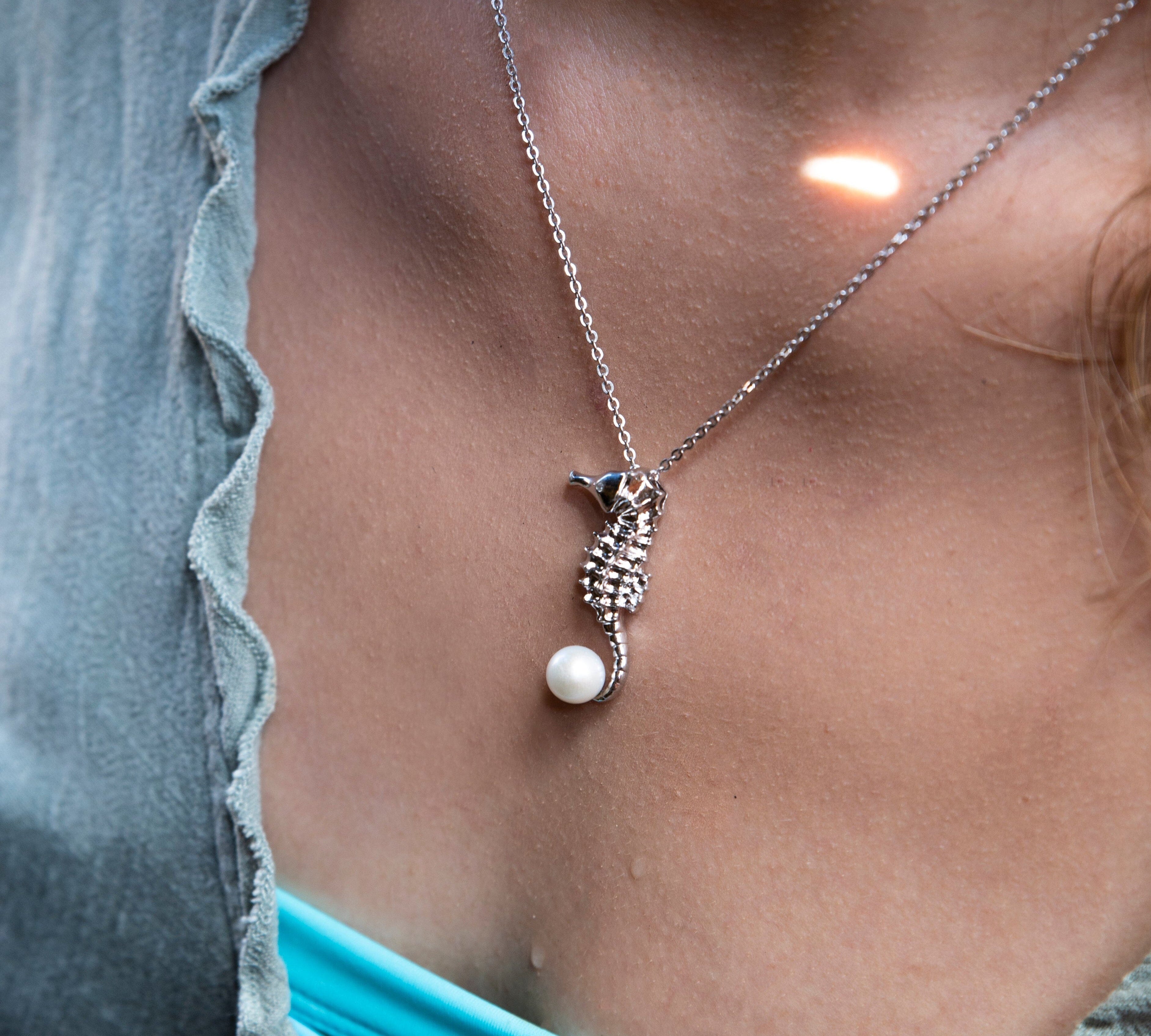 Pearl Seahorse’s Treasure Pendant Pendant Island by Koa Nani 