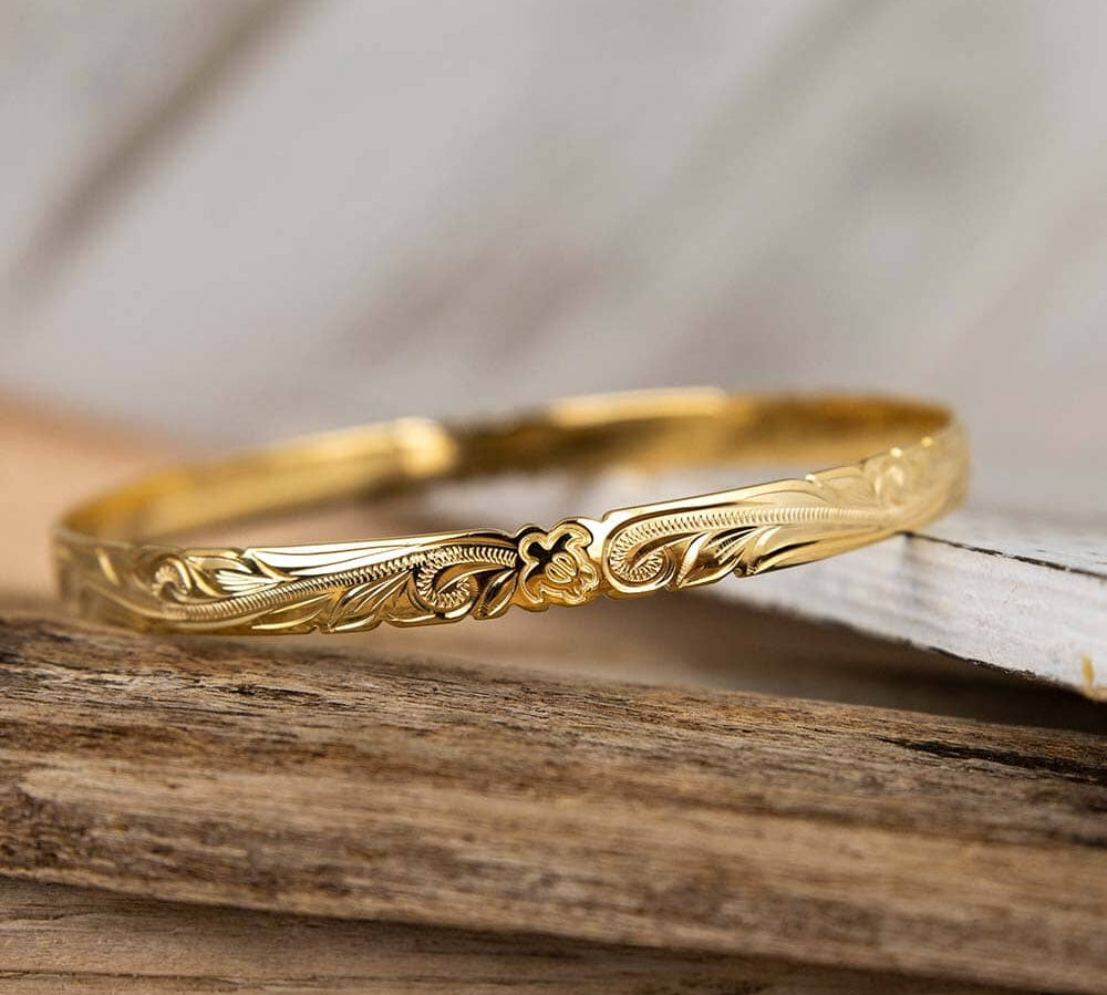 Honu Engraved Bangle Bangle Island by Koa Nani 