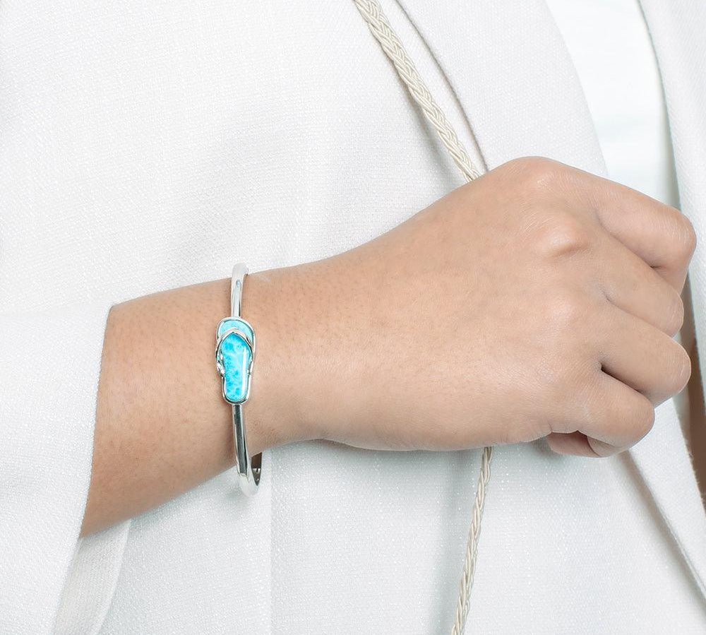 Larimar Beach Slipper Bangle Bangle Island by Koa Nani 