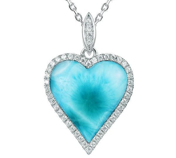 The picture show a 925 sterling silver larimar heart pendant with topaz.