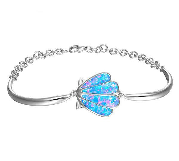 The picture shows a 925 sterling silver opalite oyster shell bracelet.