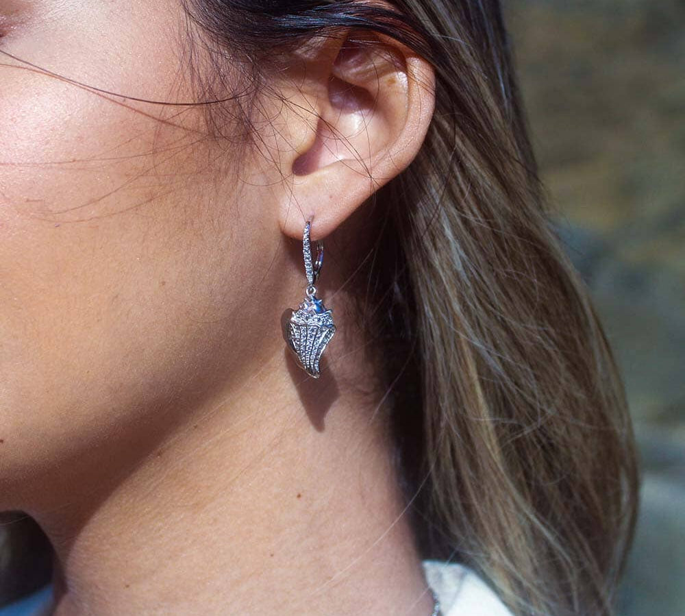 Pavé Mighty King Conch Shell Earrings Earrings Island by Koa Nani 