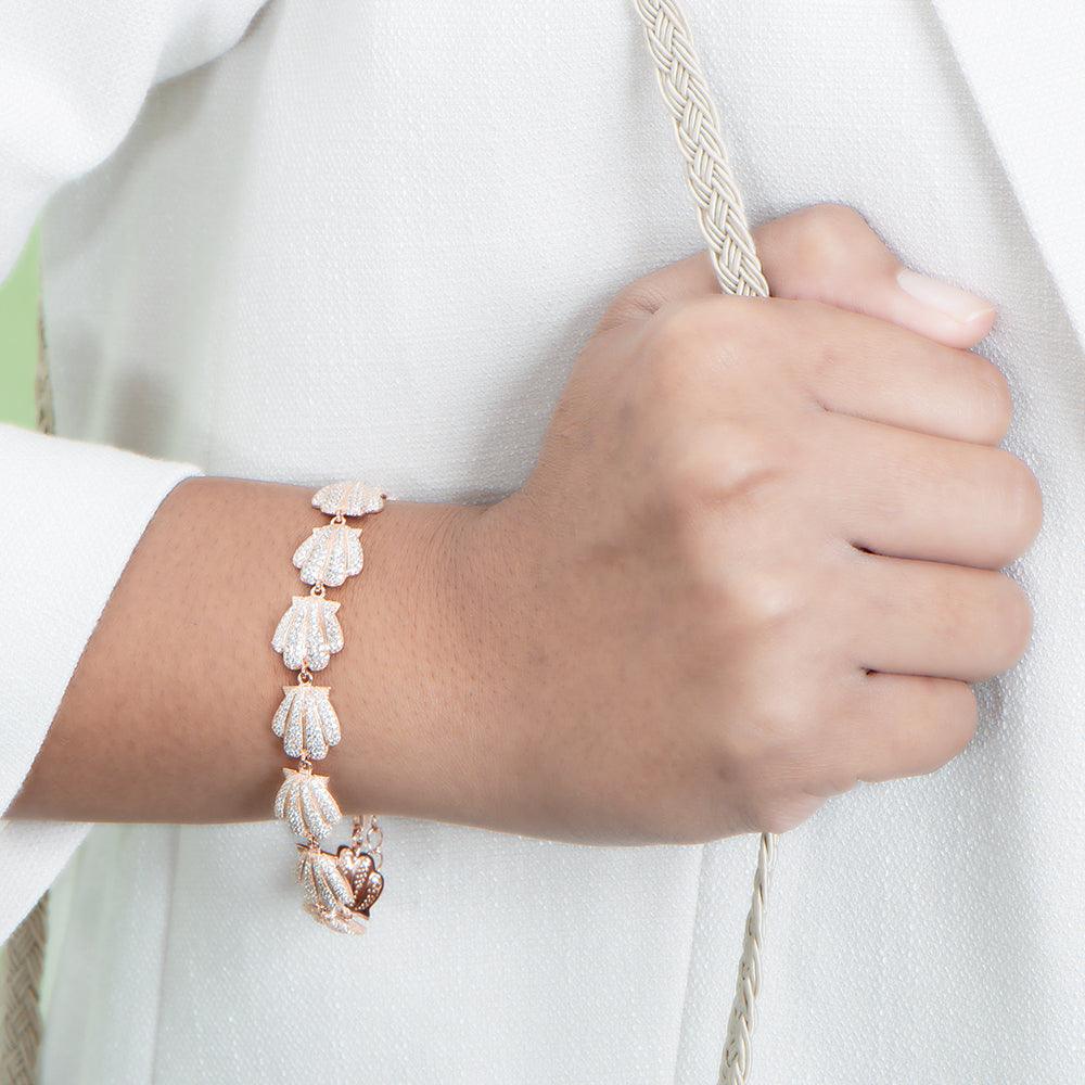Pavé Sunrise Seashell Bracelet Bracelet Island by Koa Nani 