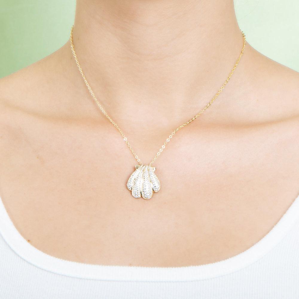 Pavé Sunrise Seashell Pendant Pendant Island by Koa Nani 