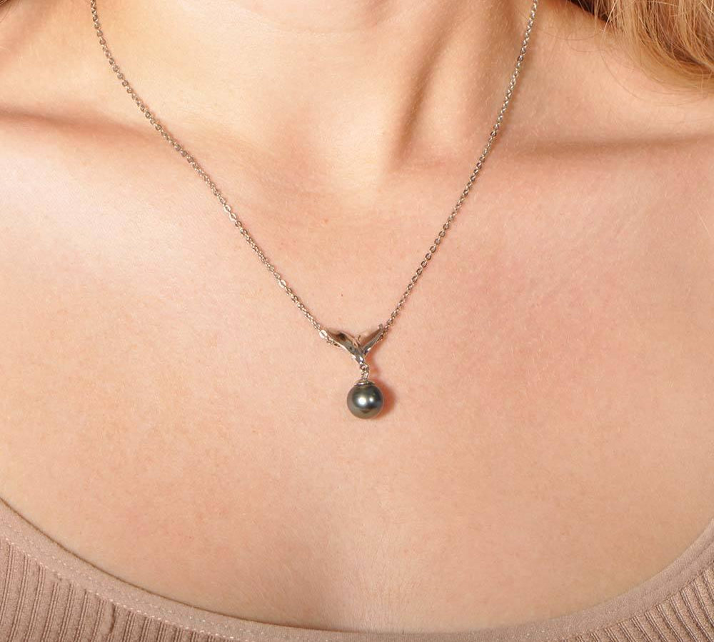 Pearl Flippers Pendant Pendant Island by Koa Nani 