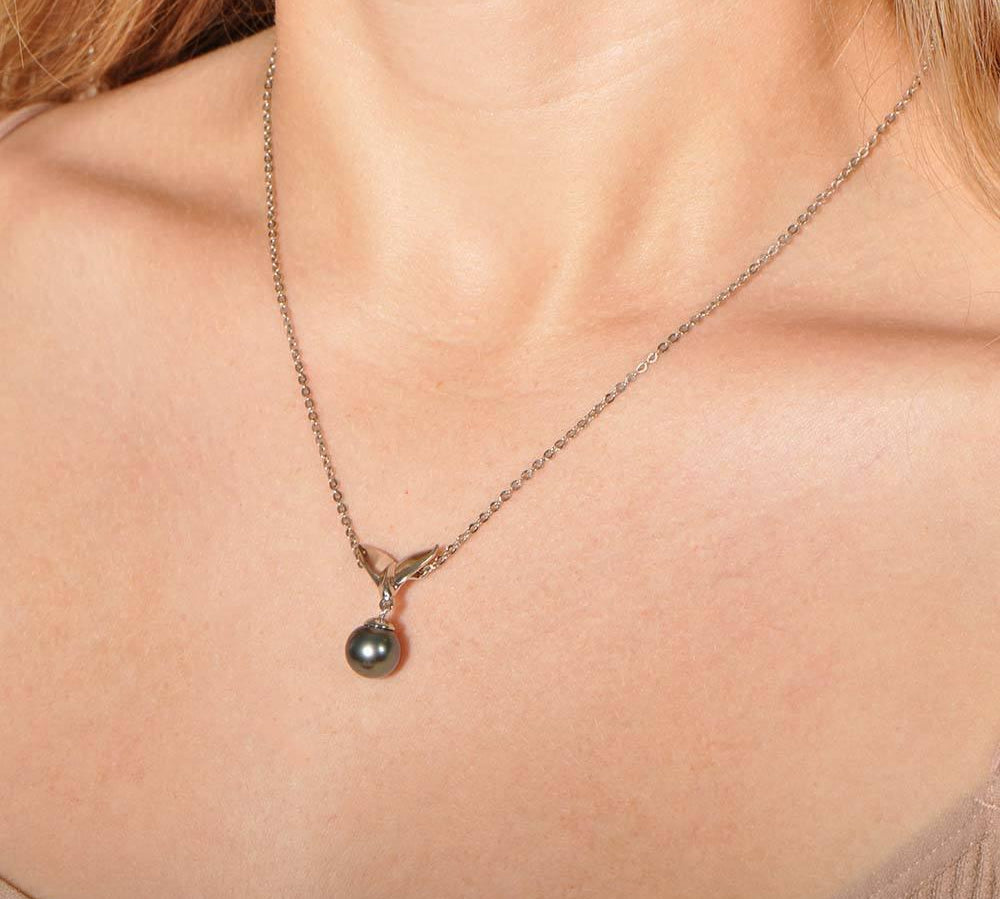 Pearl Flippers Pendant Pendant Island by Koa Nani 