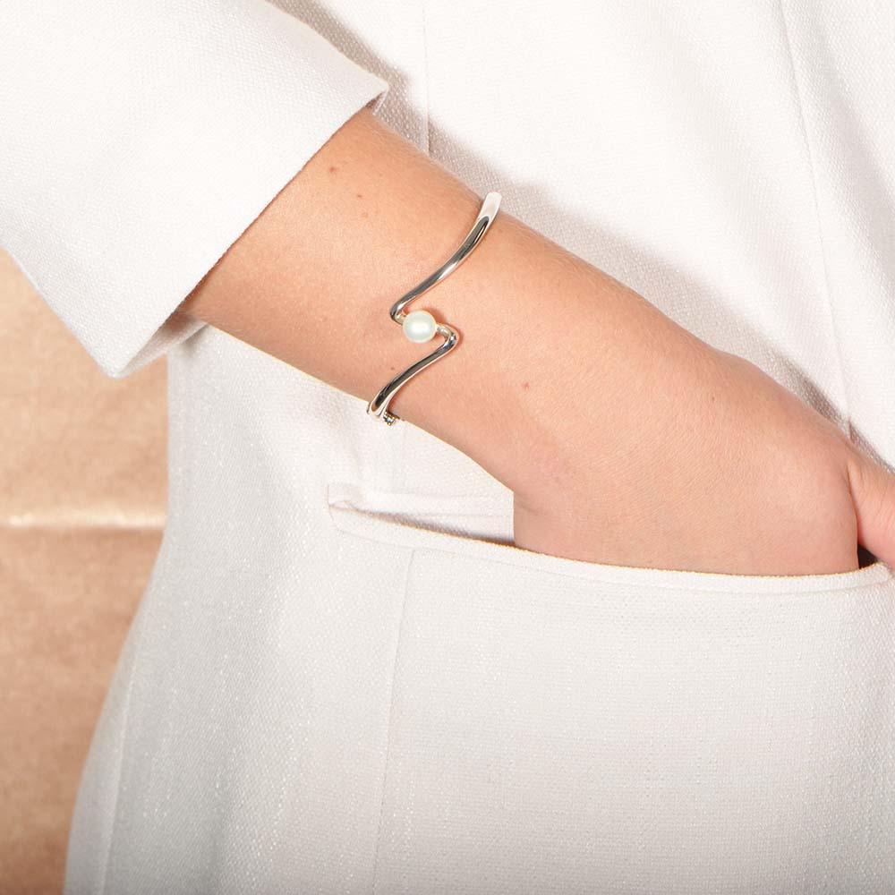 Pearl Life’s Path Bangle Bangle Island by Koa Nani 