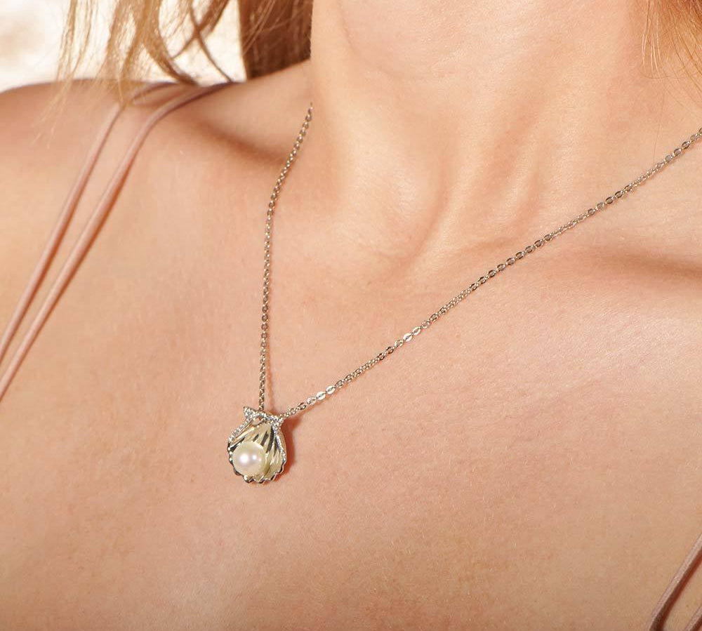 Pearl Oyster Shell Pendant Pendant Island by Koa Nani 