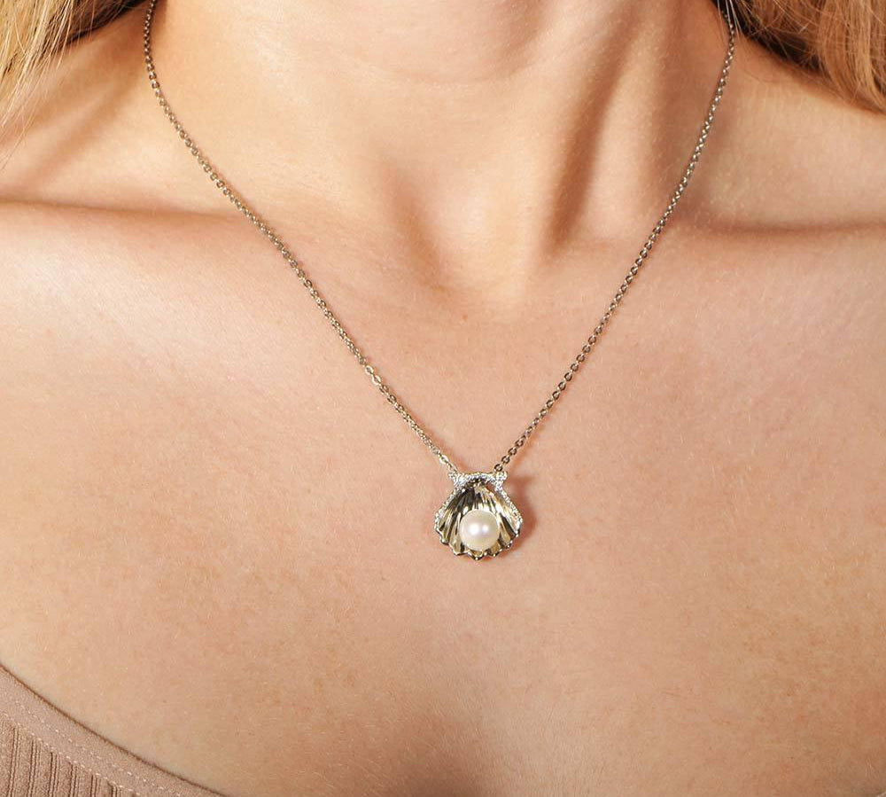 Pearl Oyster Shell Pendant Pendant Island by Koa Nani 