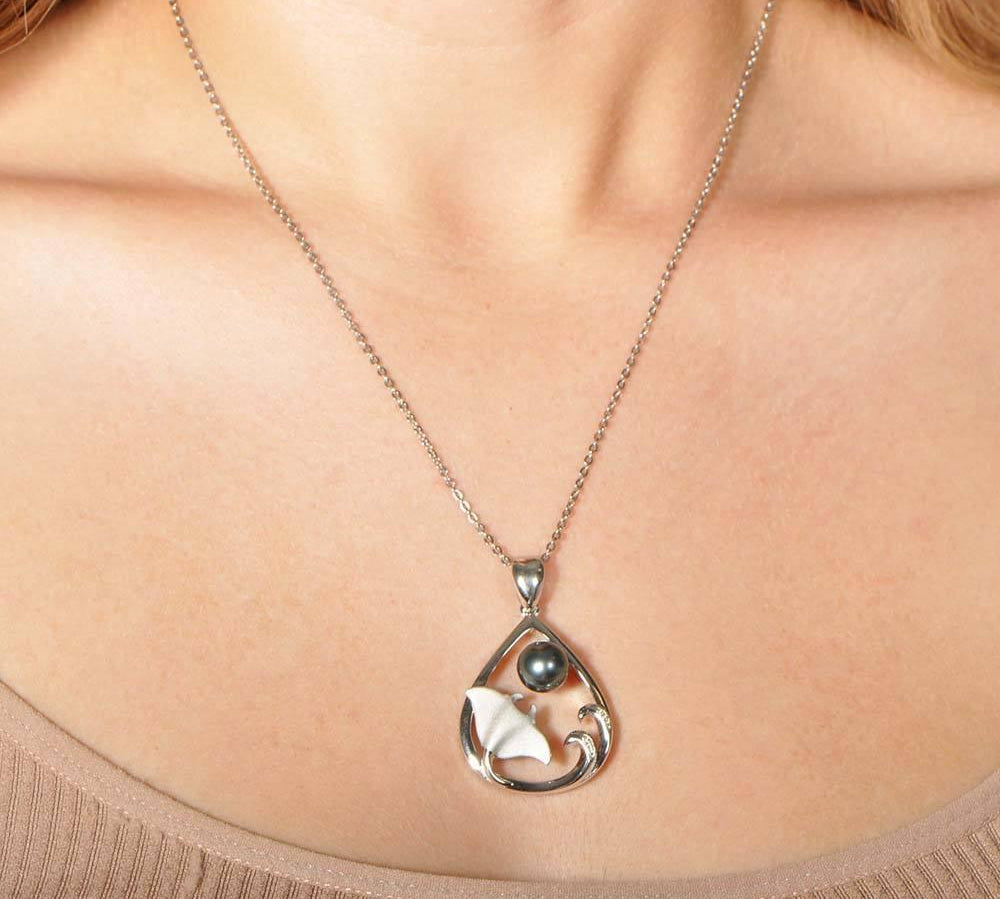 Pearl Stingray Teardrop Pendant Pendant Island by Koa Nani 