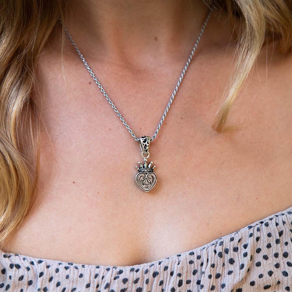 Queen's Heart Pendant Pendant Island by Koa Nani 
