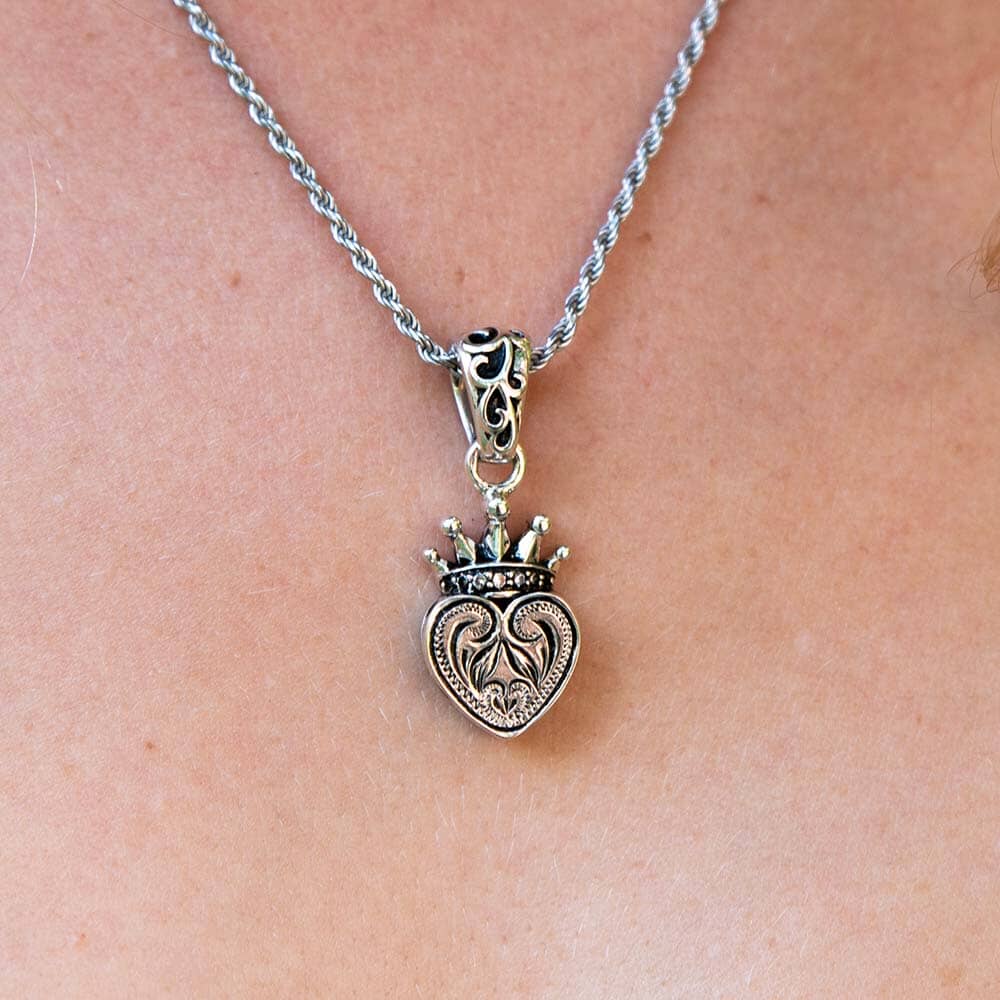 Queen's Heart Pendant Pendant Island by Koa Nani 
