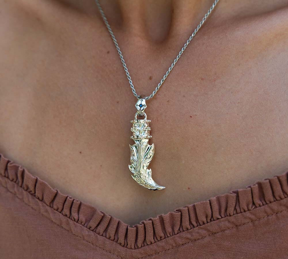 Talon Dagger Pendant Pendant Island by Koa Nani 